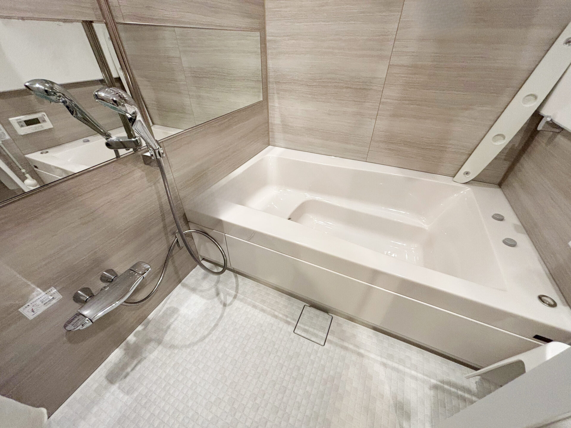 0d325c32-ca17-4dac-be3e-206673725785